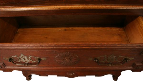 Traditional Cedar Chest with Carving and Bun Feet, Brown