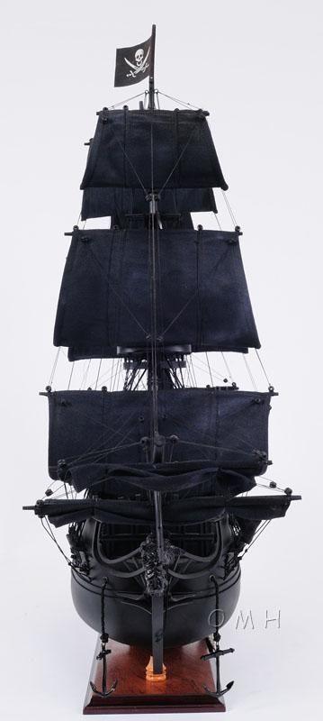 Pirate ships - Black Pearl, the most famous and the most recent ! -  Yachting Art Magazine